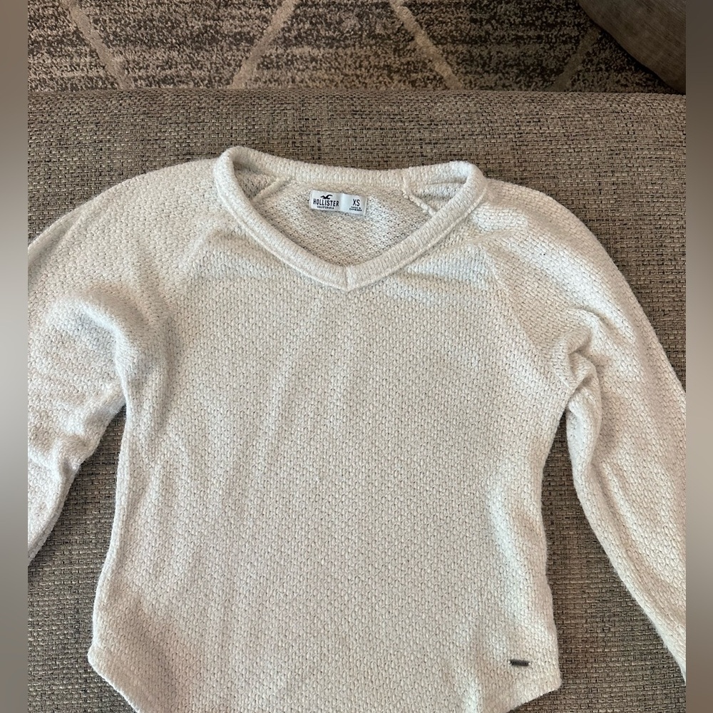 Holister sweater xs